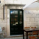 Design - Old Town